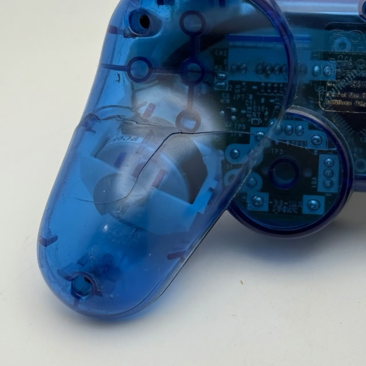 Clear Ocean Blue Playstation 2 DS 2 Controller [TESTED/WORKS] Crack on grip