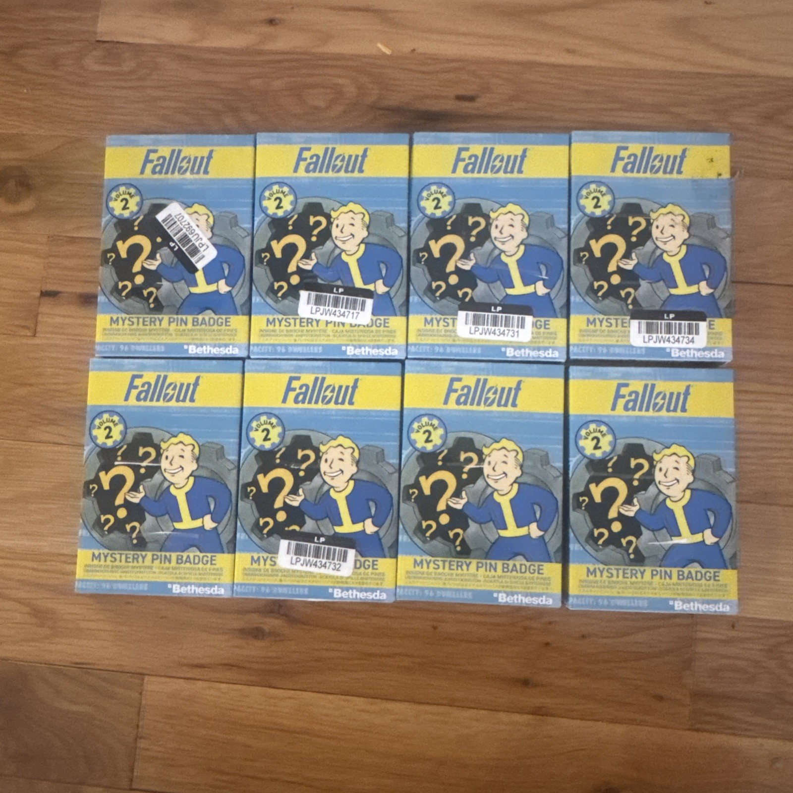 8 FALLOUT MYSTERY PIN BADGES VOLUME 2 BLIND BOX OFFICIAL BETHESDA COLLECTIBLE