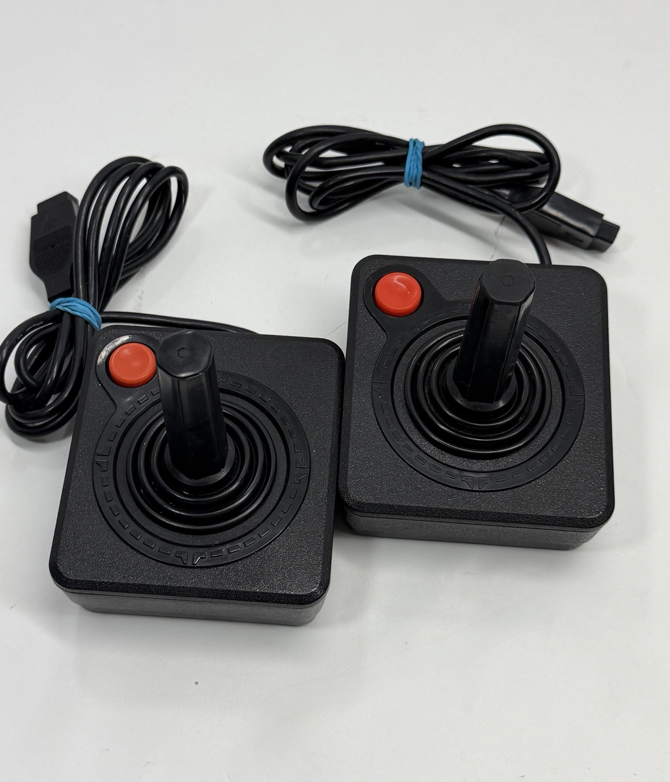Atari 2600 Four Switch Console Bundle With Games Joysticks & Paddles Tested