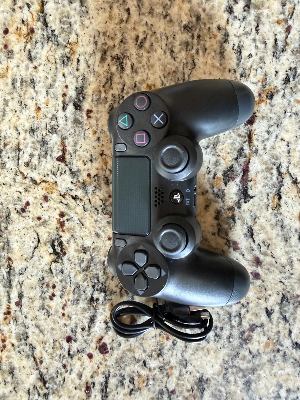Sony PS4 DualShock 4 Wireless Controller Black CUH-ZCT2E + USB Cable