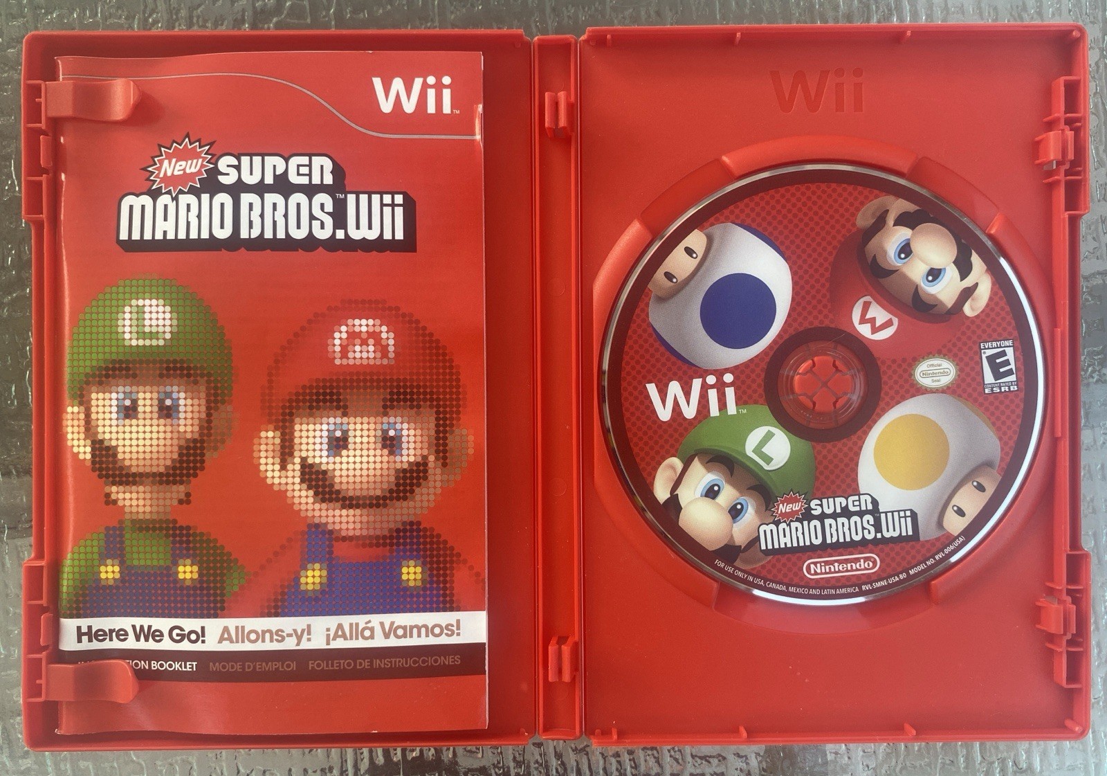 Super Mario Bros Nintendo Wii Complete CIB W/ Manual Authentic Tested Video Game