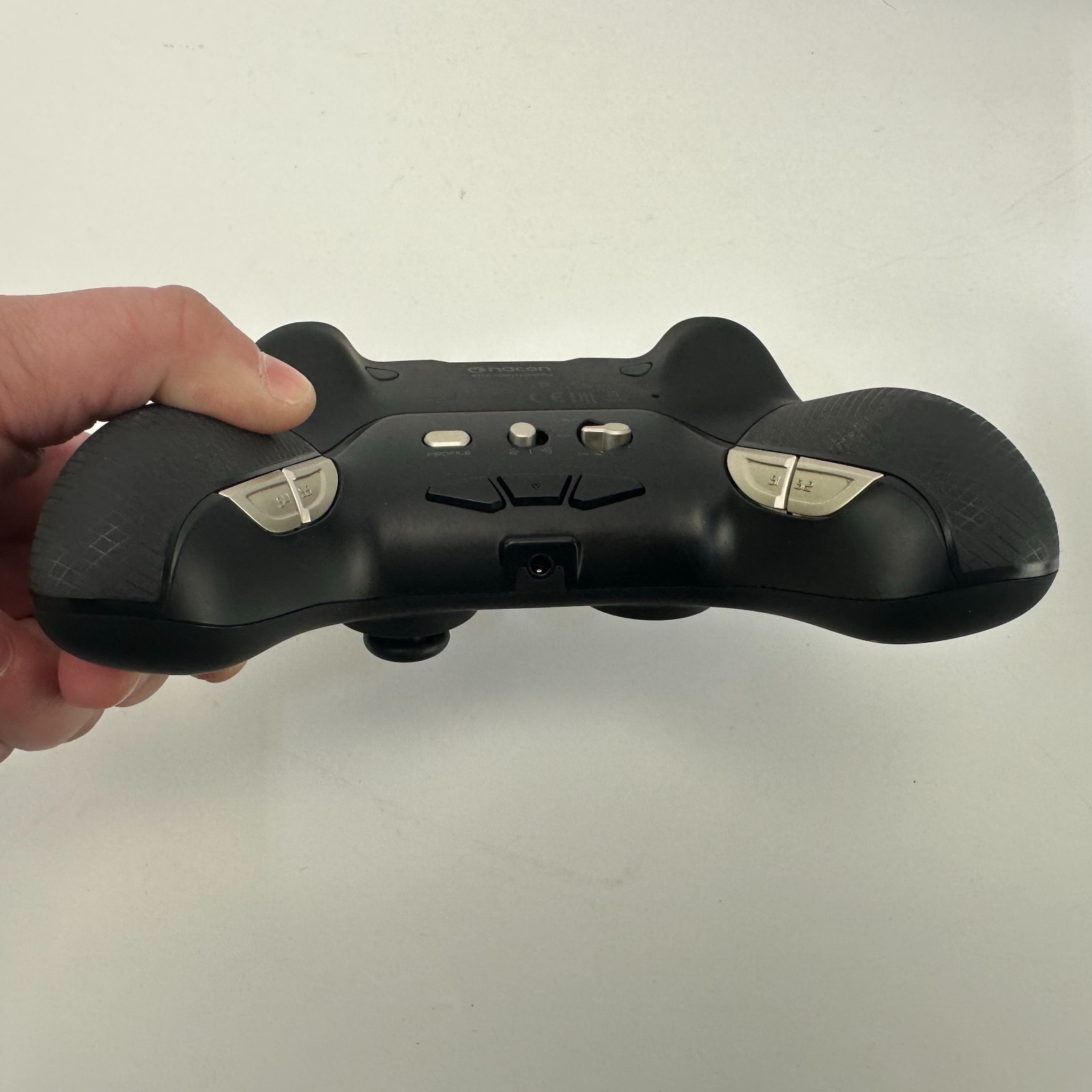 NACON Revolution Unlimited Pro Controller for PS4/PC w/ Case Wired or Wireless