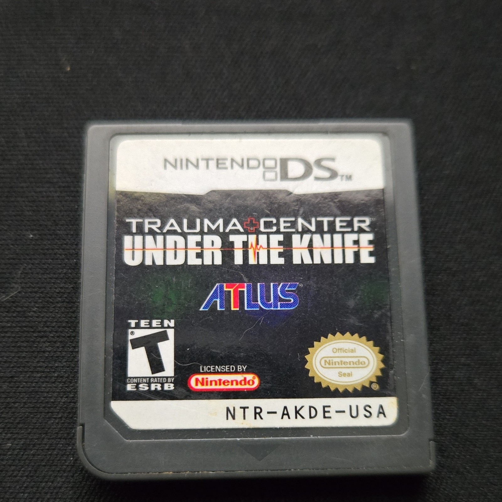 Atlus Trauma Center: Under the Knife (Nintendo DS) NTSC-U/C T-Teen Series