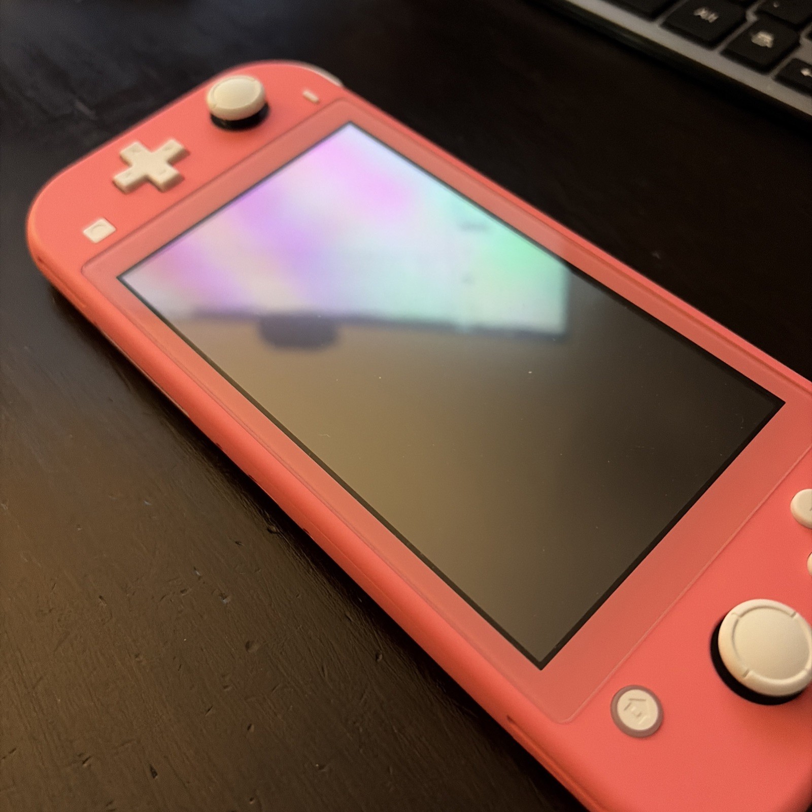 Nintendo Switch Lite 32 GB Gaming Console – Coral – Tested