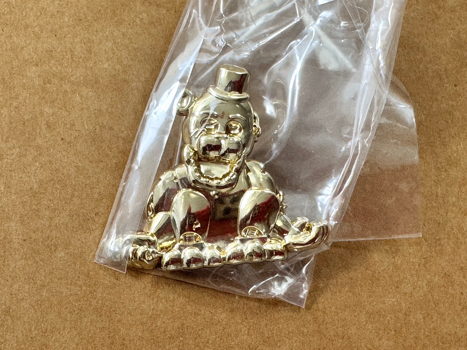 Five Nights at Freddy’s – Golden Freddy Lapel Pin