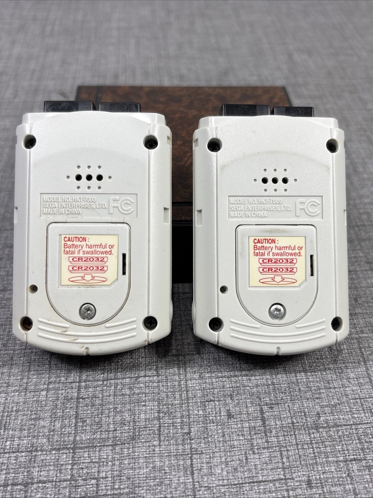 2 Official Sega Dreamcast VisualMemory Unit VMU US ENGLISH VERSION! New Battery