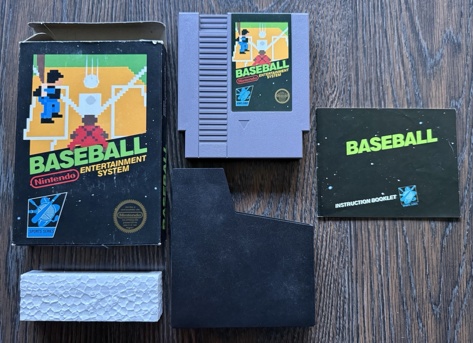 Baseball Complete in Box CIB Hangtab No Code EARLY PRINT (Nintendo, NES 1985)🔥