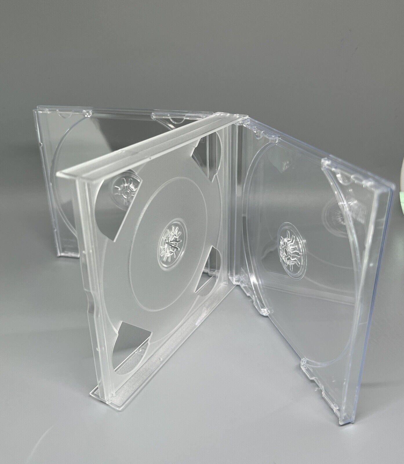 NEW HIGH QUALITY 23MM TRIPLE CD (3 CD) JEWEL CASE WITH CLEAR TRAY, GF3 (U48)
