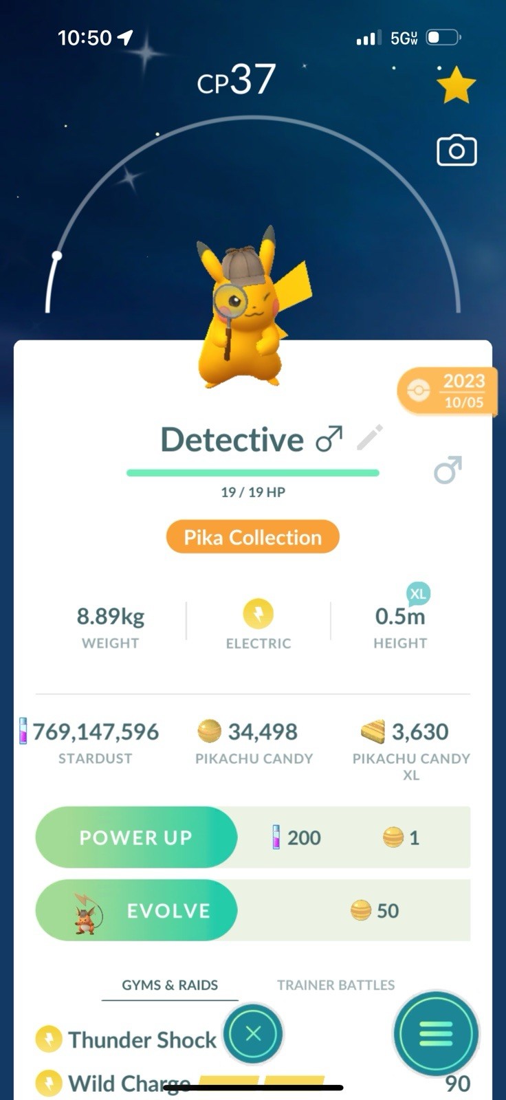 Shiny Detective Pikachu