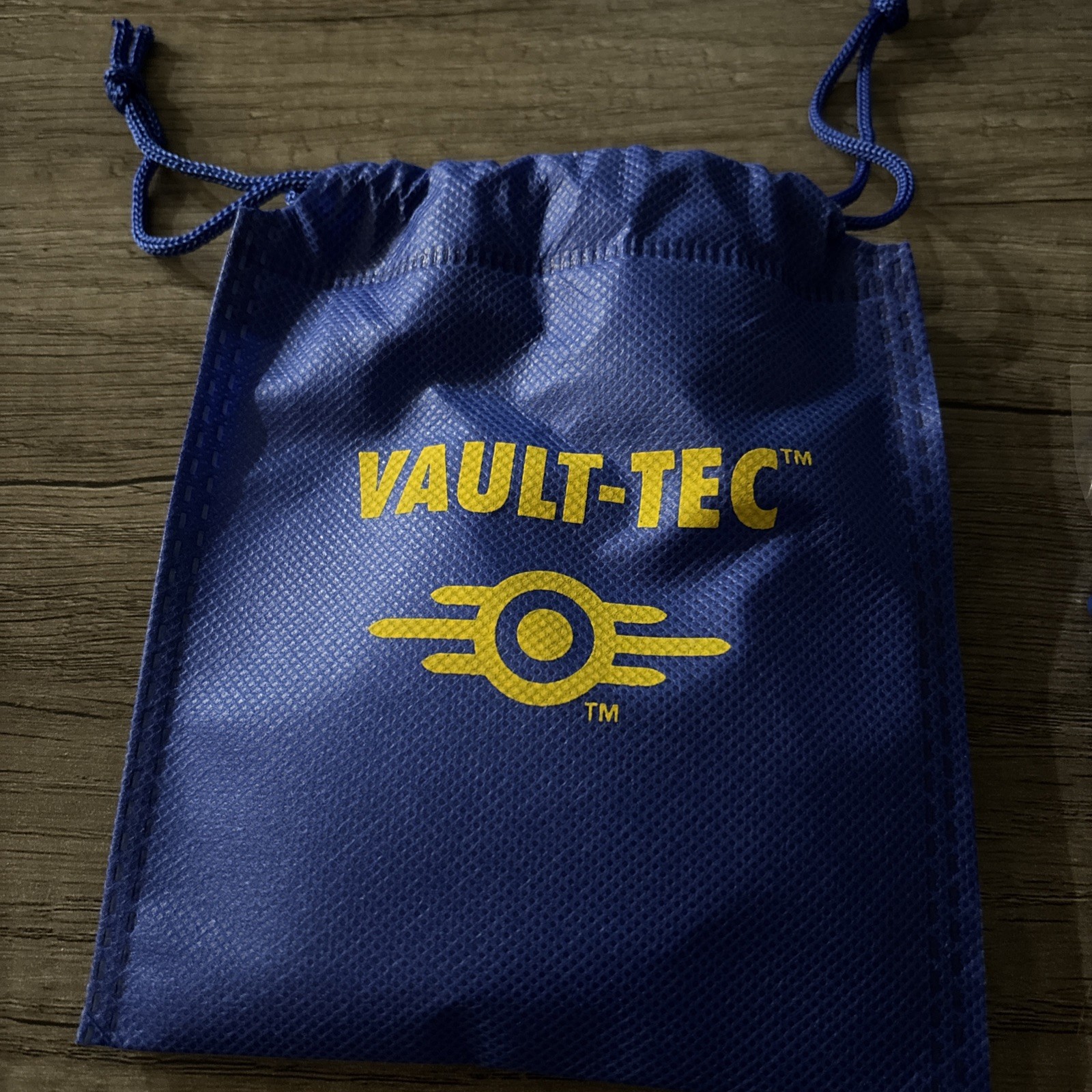 Fallout “Vault-Tec” Bottle Cap Bag + Bottle Opener [New & Unopened]