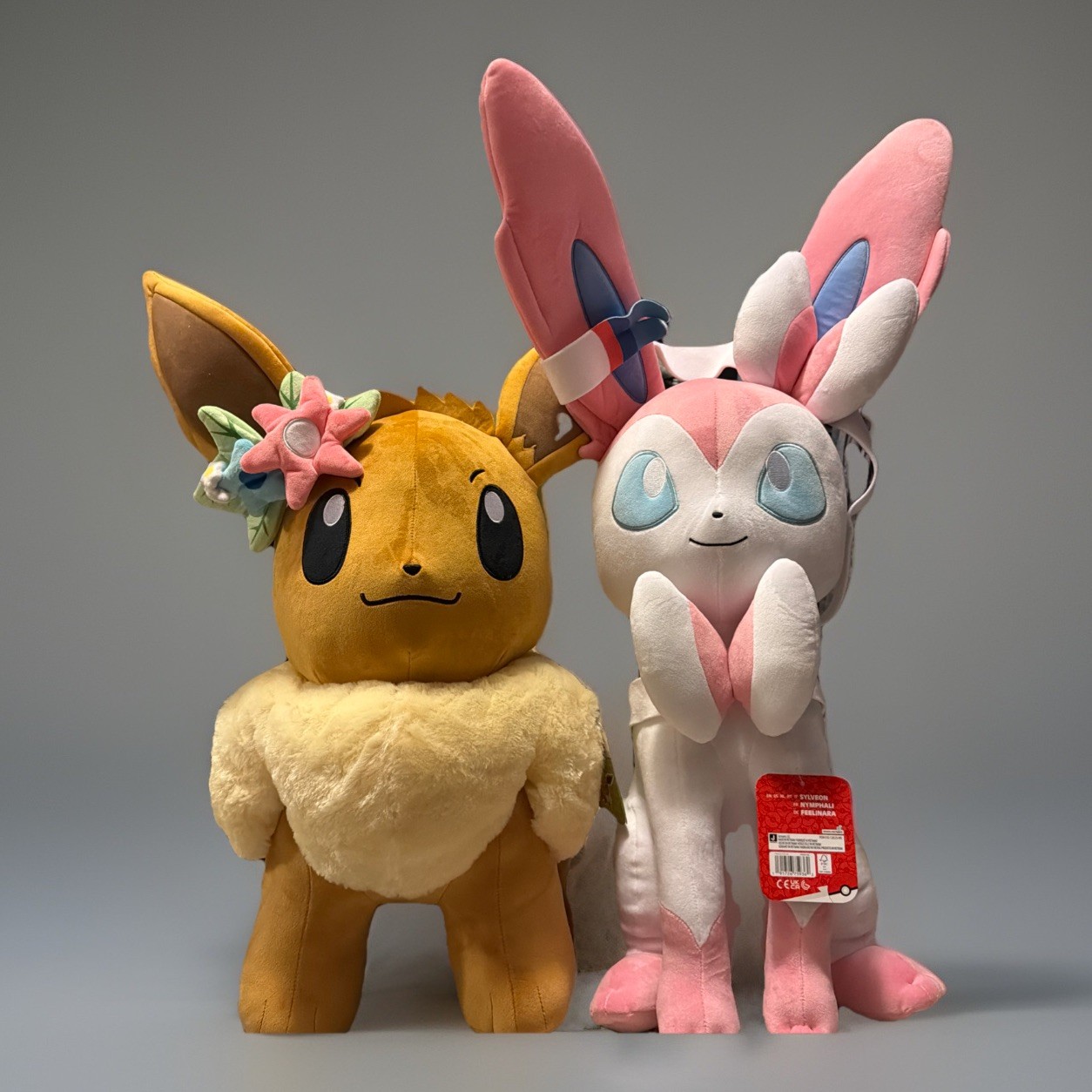 *WITH TAGS* Pokémon 24” Plush Sylveon and flower crown Eevee Jazware Bundle