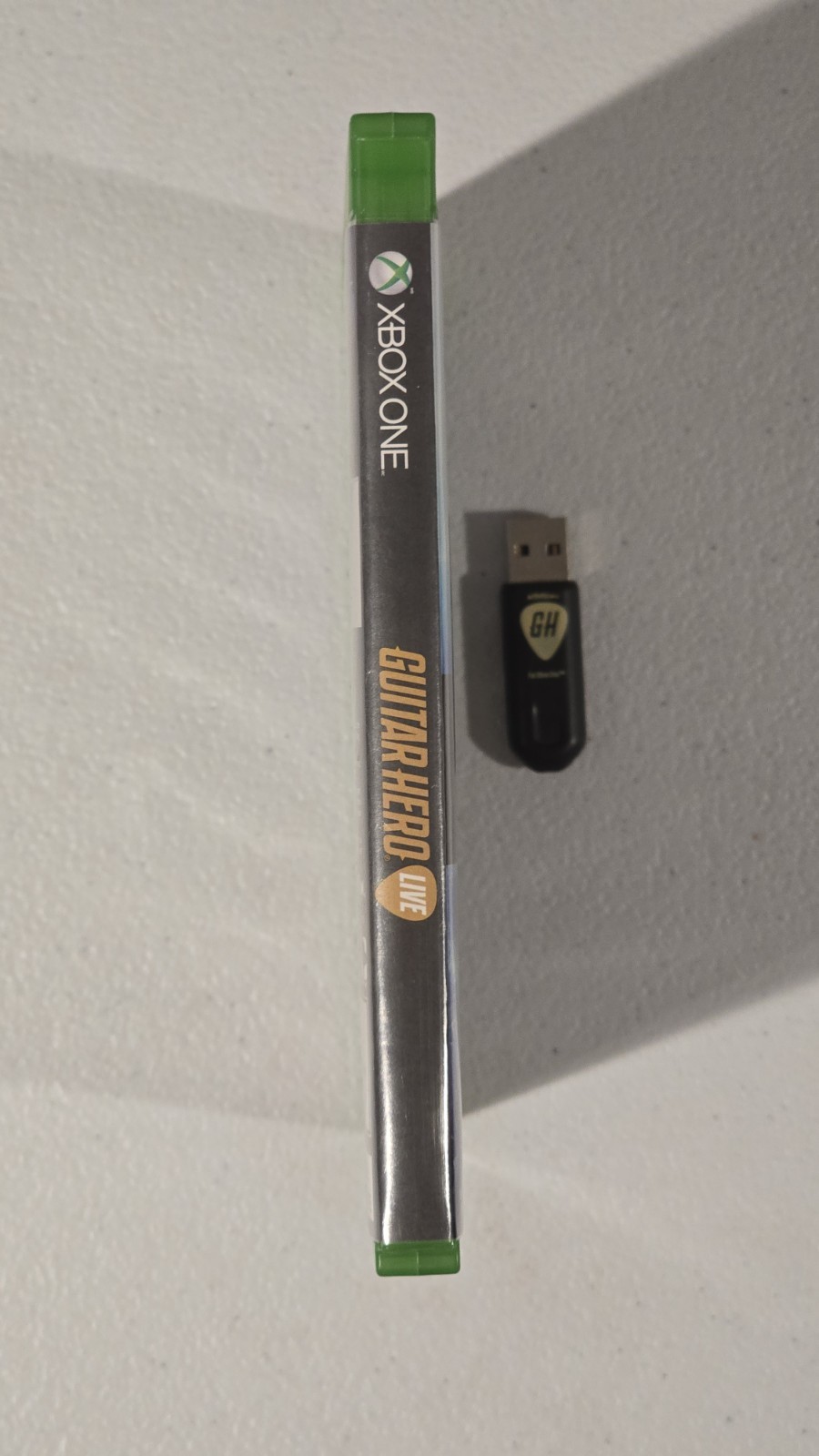 Guitar Hero Live Xbox 2015 with guitar dongle