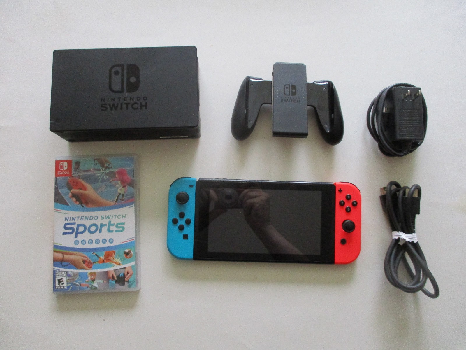 Nintendo Switch Red and Blue Console +1 Game
