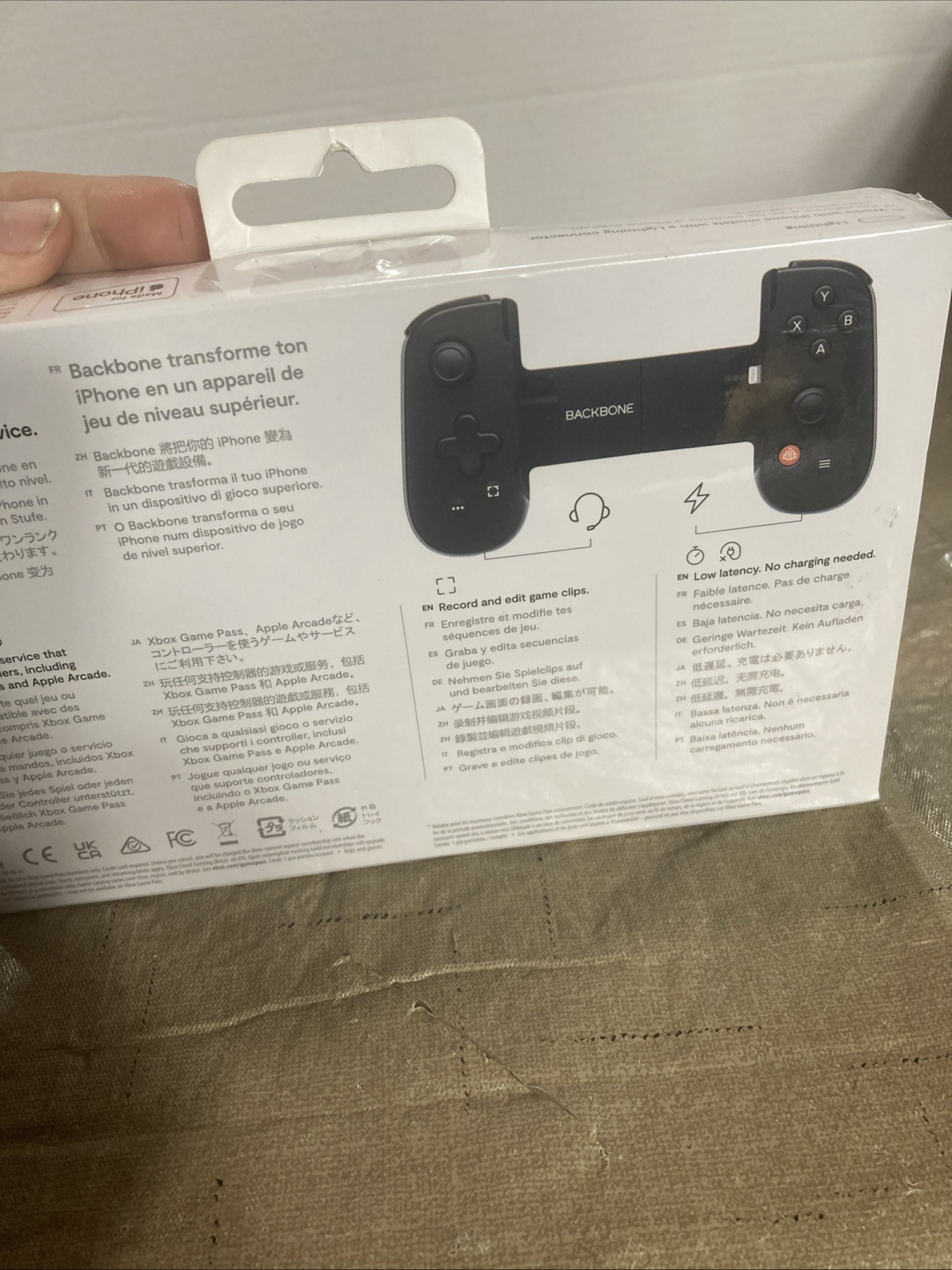 Backbone One BB-02-B-X Mobile Gaming Controller iPhone Black 1 Month Game Pass
