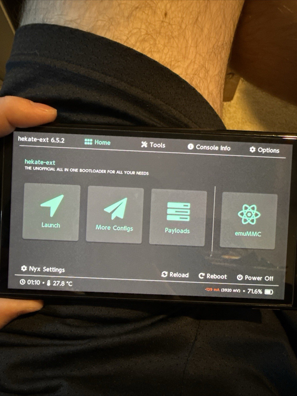 KAMIKAZE Nintendo Switch OLED svcs