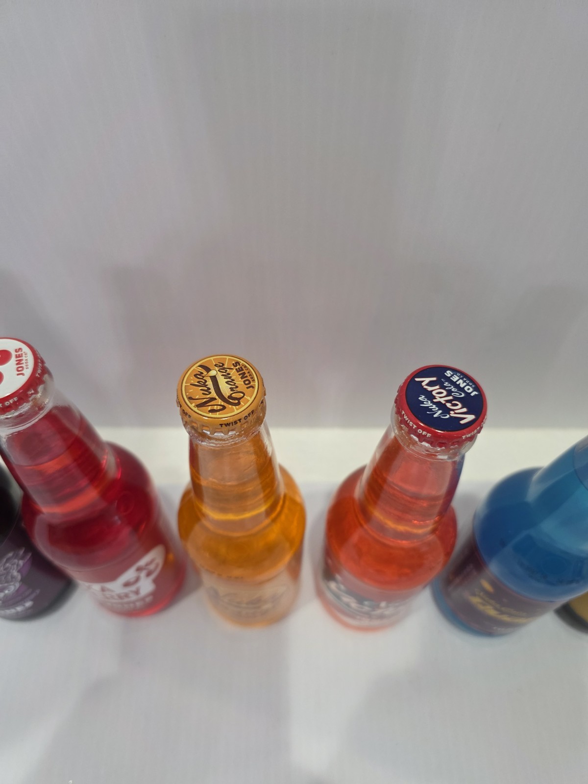 Fallout Bottles & Caps – Set Of 6 Full Wasteland Jones Soda Bottles