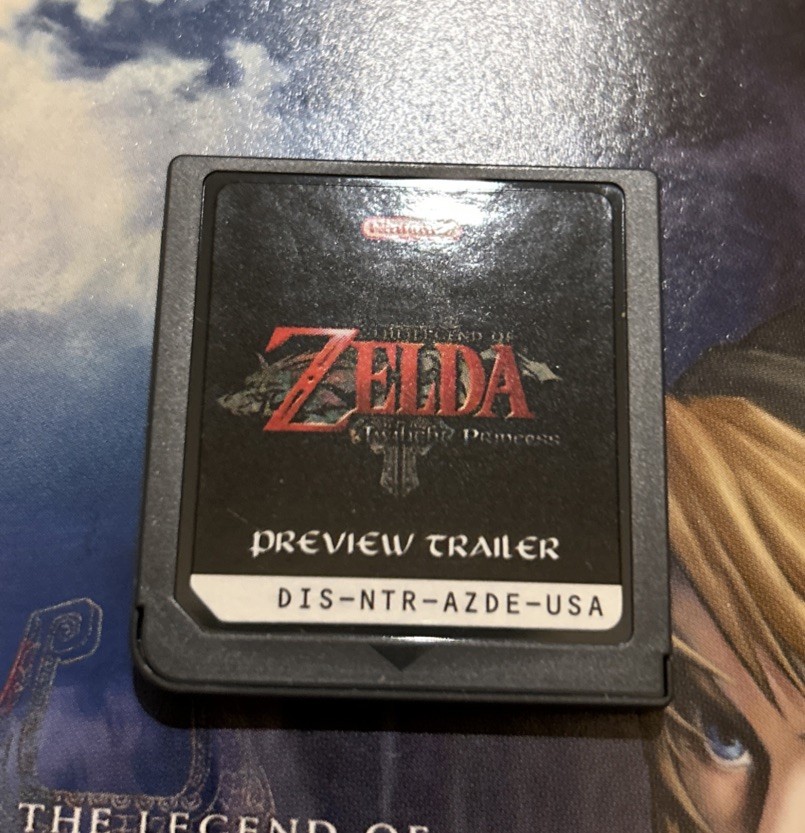 Zelda Twilight Princess Preview Trailer DS Promo Demo DIS-NTR-AZDE-USA
