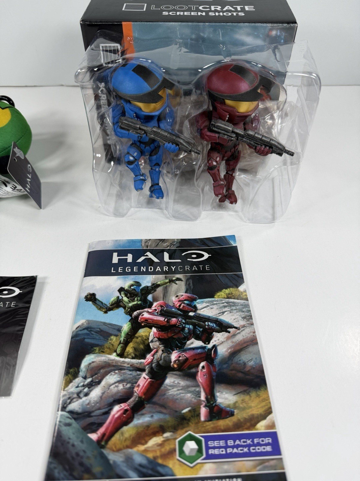 Halo Legendary Loot Crate SPARTAN INITIATION 100% Complete 1st Edition Hoodie L