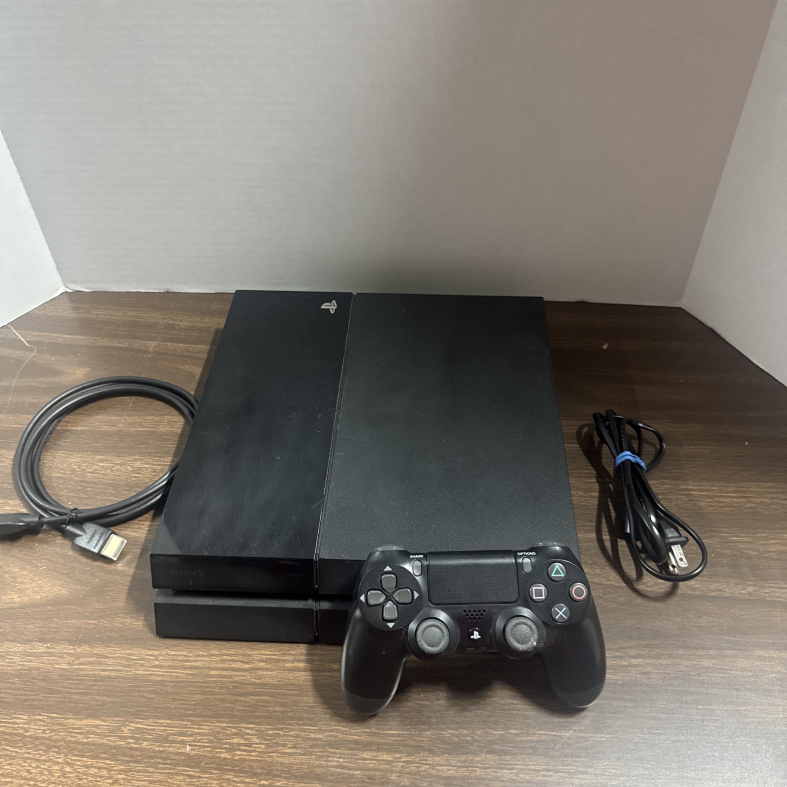 Sony PlayStation 4 PS4 500GB Console CUH-1001A w/ Controller & Power Cable