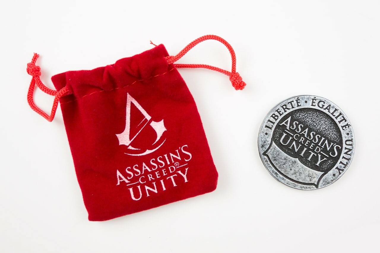 Assassin’s Creed Unity Coin with Velvet Pouch Loot Crate Nov. 2014 EXCLUSIVE