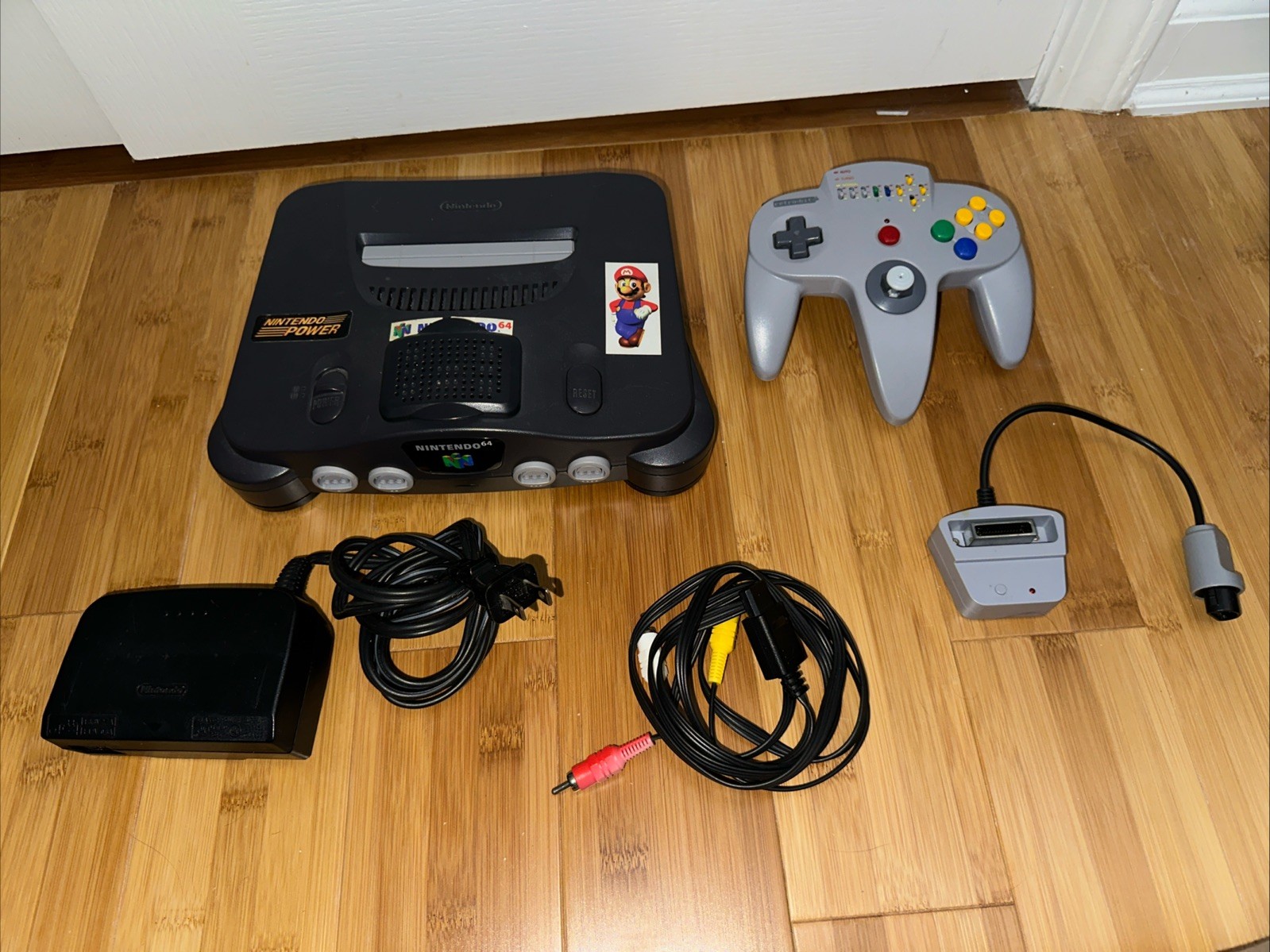Nintendo 64 N64 Original System Console, All Cords And Wireless Controller