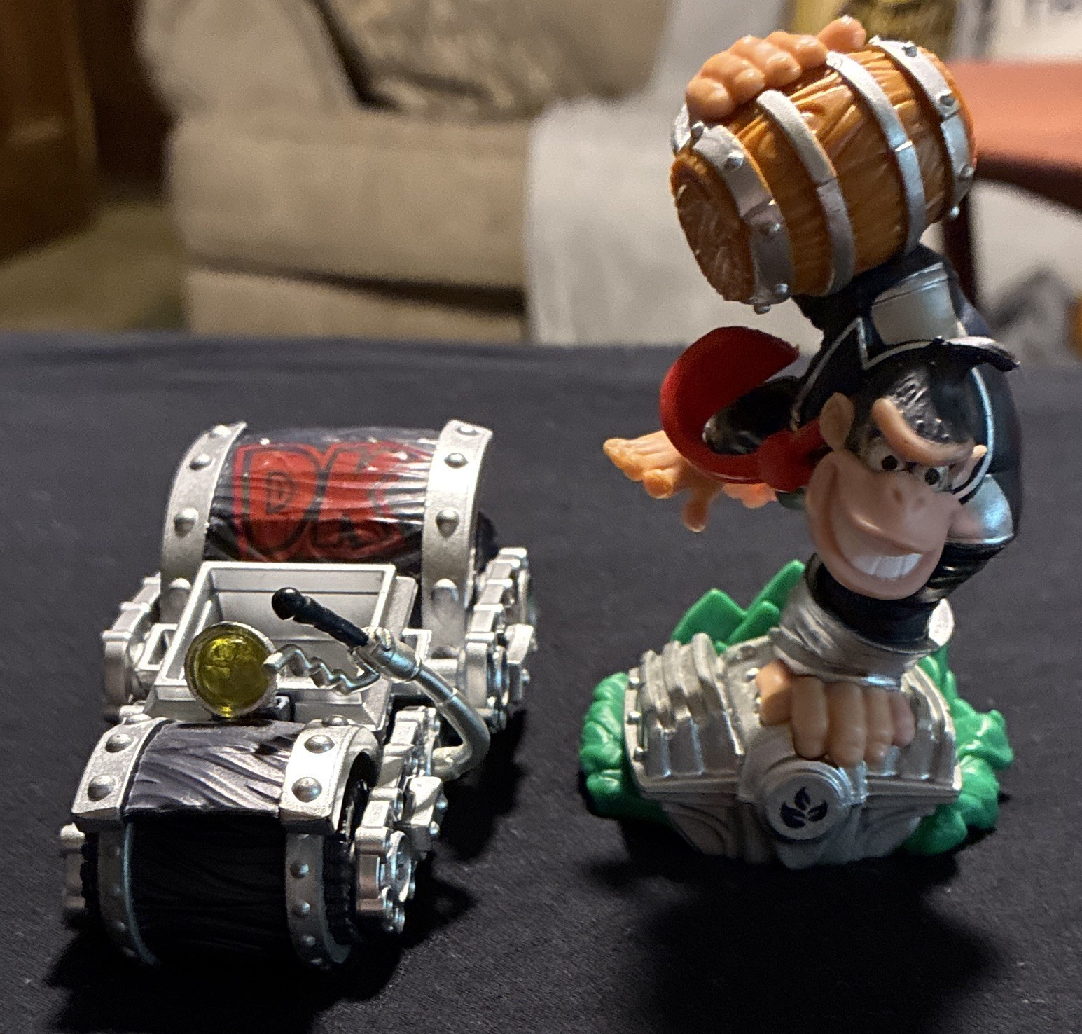 Skylanders SuperChargers: Donkey Kong DK & Barrel Blaster (Dark Edition) Tested