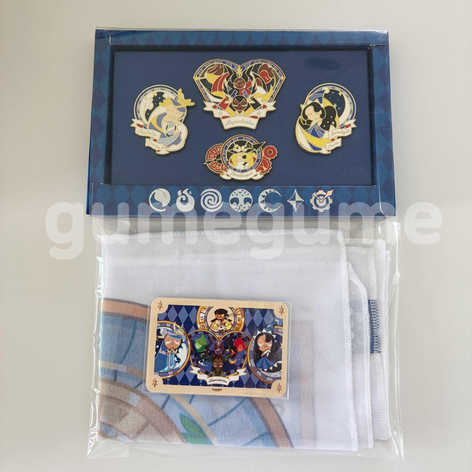 Cookie Run Kingdom Legendary Cookies Pin Collection Badges & Fabric Poster Used