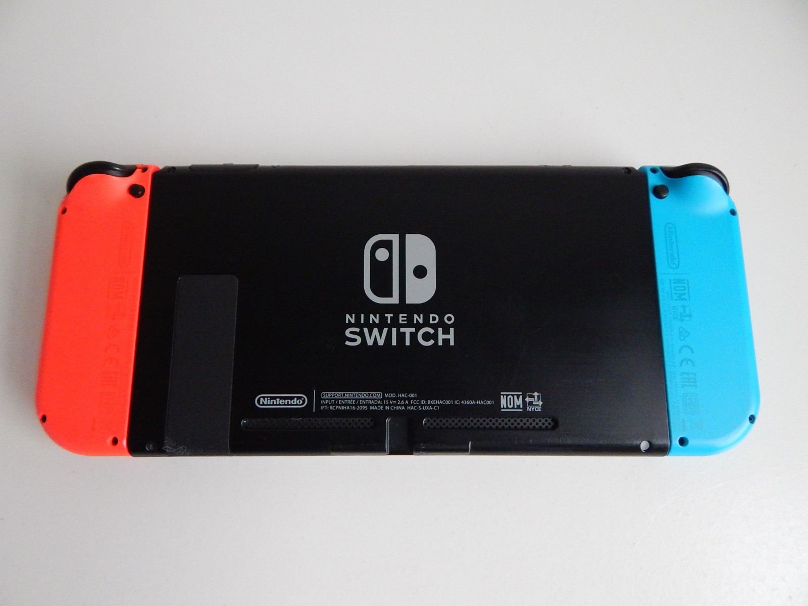Nintendo Switch 32GB System Console Neon Red & Blue Joy‑Cons, Dock & Case