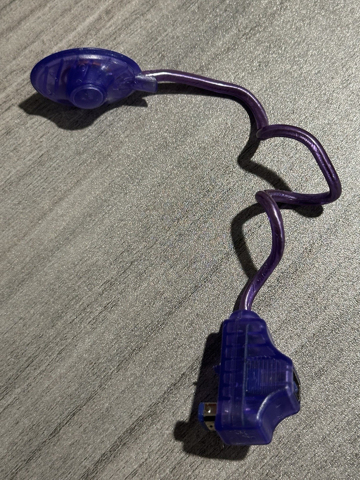 Nyko Interact Worm Light for Nintendo Game Boy & Gameboy Color Atomic Purple