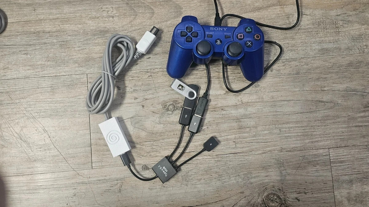 Sega Dreamcast USB Adapter USB4MAPLE MOUSE/KEYBOARD/PS3/XBOX360 White